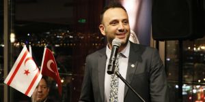 DAÜ mezunları İzmir'de bir araya geldi