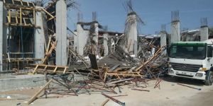 Karkas çöktü, 5 işçi yaralandı!