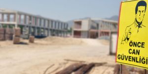 Kalas kırıldı, 2 metre yükseklikten düştü!