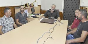 Çiftçilerden araçlı eylem