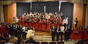 Amerikalı ve Kıbrıslı Gençler Aynı Sahneyi Paylaştılar