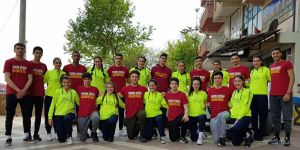 Finallerin kapısından döndüler