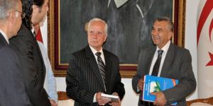 “İzler Silinmeden” Bozer’e takdim edildi