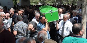 İlhak Nurluöz, gözyaşlarıyla…