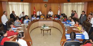 Kabineyi çocuklar devraldı