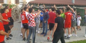 Esentepe geri döndü