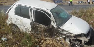 Yüz yüze çarpıştılar: 4 yaralı