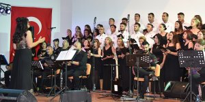 LBO Halk Müziği Korosu Konseri büyük bir beğeni ile izlendi