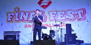 UFÜ Bahar Şenlikleri’nin finali Retrobüs’le yapıldı