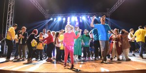 Yüreklere Dokun, Alkış-La etkinliği  yapıldı