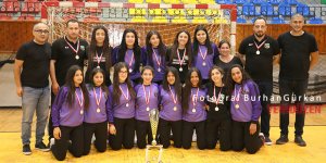 Kupanın yıldızları Darbaz ve YDÜ