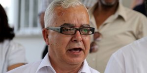 "Kıbrıs Türk halkı yok oluşa sürüklenecek"