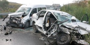 TRAFİK  KARNEMİZ  KIRIK