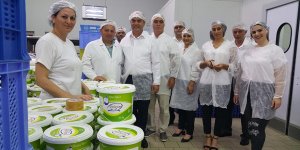 Karavezirler ekibiyle süt ürünleri üreticilerini ziyaret etti