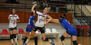 Dört finalistin üçü tamam