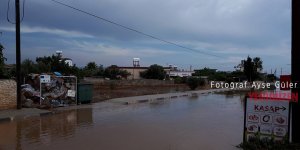 Yıldırım'da evleri su bastı