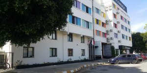 Kız öğrenci yurdunda yangın paniği