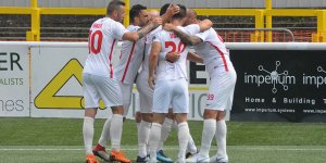 Farkla yarı finale: 8-0