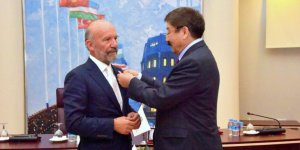 Günsel’e Türk Cumhuriyetleri bağımsızlık madalyası