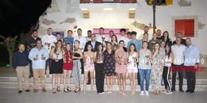 Başarılı isimler ödüllendirildi