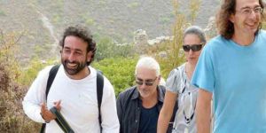 Aşk, barış ve dostluğun kitabı