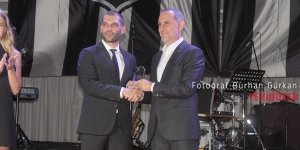 Kartal şampiyonluğunu kutladı