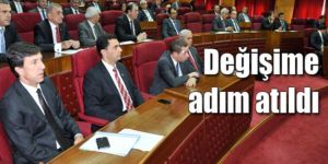 Ad hoc komitesine oybirliği