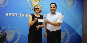 DEVLET PİYANGOSU TALİHLİSİ İKRAMİYESİNİ ALDI