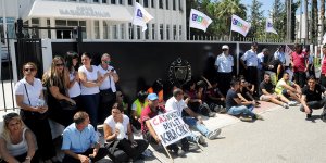 CAS ÇALIŞANLARI EYLEMDEYDİ