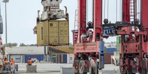 Güneyde dış ticaret açığı düştü