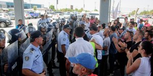 CAS çalışanları Başbakanlık önündeki eylemini sonlandırdı