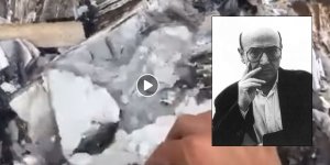 Yönetmen Theo Angelopulos'un evi de yananlar arasında