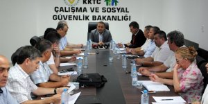 ASGARİ ÜCRET YİNE BELİRLENEMEDİ