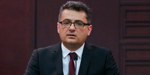 Ciddiyetle bağdaşmıyor