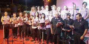 Mormenekşe Çağdaş Kadınlar Derneği’nden konser