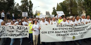 Öğretmenlerden yürüyüş