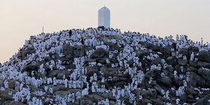 Milyonlar Arafatta buluştu