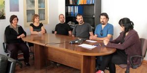 “Diren Kıbrıs”ın geliri Mülteci Hakları Derneği’ne bağışlandı