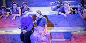 Tiyatro Festivali “Hayalet Kumpanya” ile başladı