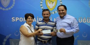 ‘400 Bin TL’ talihlisine teslim edildi