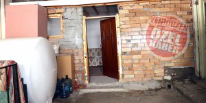 3 çocukla pasajda yaşıyorlar