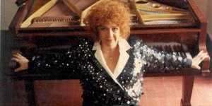 Piyanist Gülseren Sadak  Bellapais Manastırı’nda resital verecek