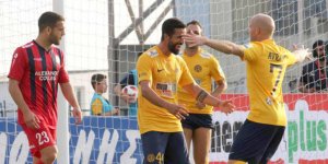 AEL ve Apollon durdurulamıyor