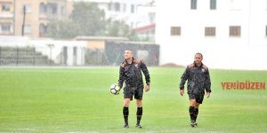 Yenilgisizlere yağış engeli