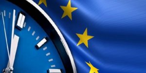 AP  tek saat uygulamasını onayladı