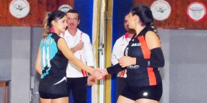 Büyükler sahne alıyor