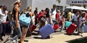 Kıbrıs’ın güneyine gelen turist sayısında tarihi rekor