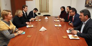 Erhürman, Özel Temsilci Spehar ile görüştü