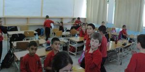 Öğrencilerden ‘öğretmen’ çağrısı