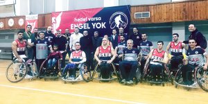 GAÜ haftayı farklı geçti: 71-37